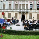 Pubblico all'inaugurazione della Mostra "Le forme dell’amore - L’arte racconta” a Villa Breda Padova Pubblico all'inaugurazione della Mostra "Le forme dell’amore - L’arte racconta” a Villa Breda Padova