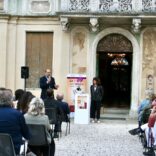 Pubblico all'inaugurazione della Mostra "Le forme dell’amore - L’arte racconta” a Villa Breda Padova Pubblico all'inaugurazione della Mostra "Le forme dell’amore - L’arte racconta” a Villa Breda Padova